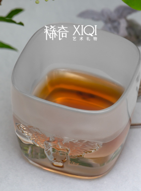 稀奇艺术吴滨联名明月威士忌杯