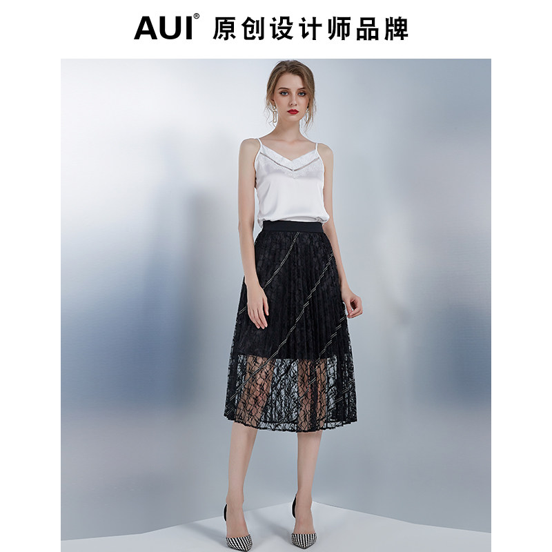 白色搭西服的小女夏2020新款吊带 aui背心吊带