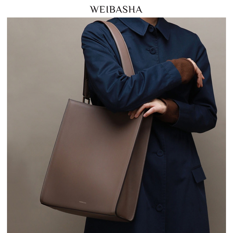 小众真皮包包2020新款潮百搭斜挎包 微芭莎女士包袋