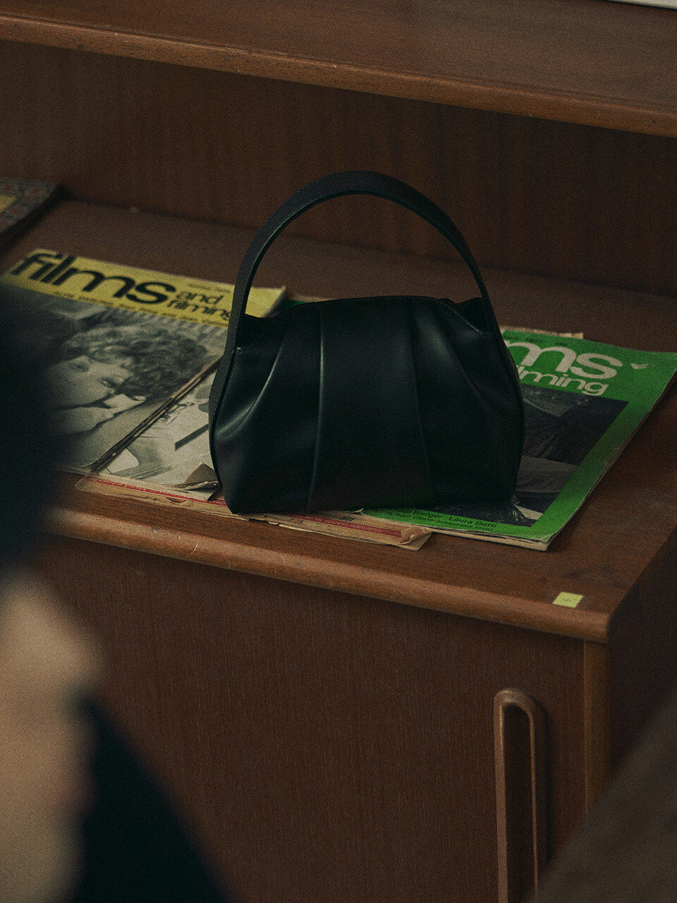 微芭莎褶皱包2022新款潮真皮单肩包 微芭莎女士包袋