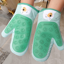 Thermal insulation Anti-burn gloves thickened Kitchen Oven Special Microwave Oven High Temperature Resistant Baking Tools Cute Silicone Gloves