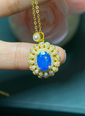 炫彩蓝欧泊吊坠，绝美显白，主石6*8mm，S925银精工镶嵌