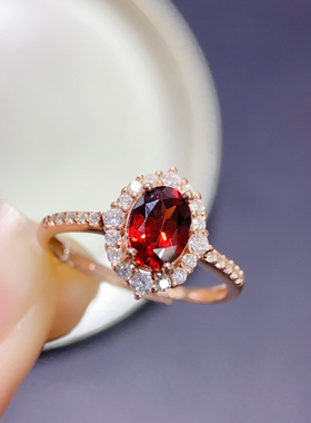 s925纯银镶嵌纯天然酒红石榴石戒指经典女人正品保证