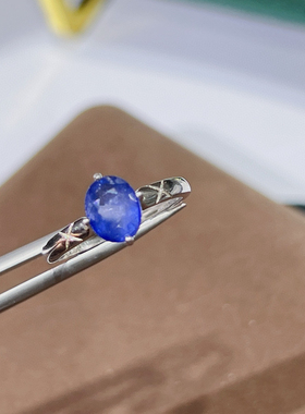 天然斯里兰卡蓝宝石全净玻璃体精致三石款钻石镶嵌戒指