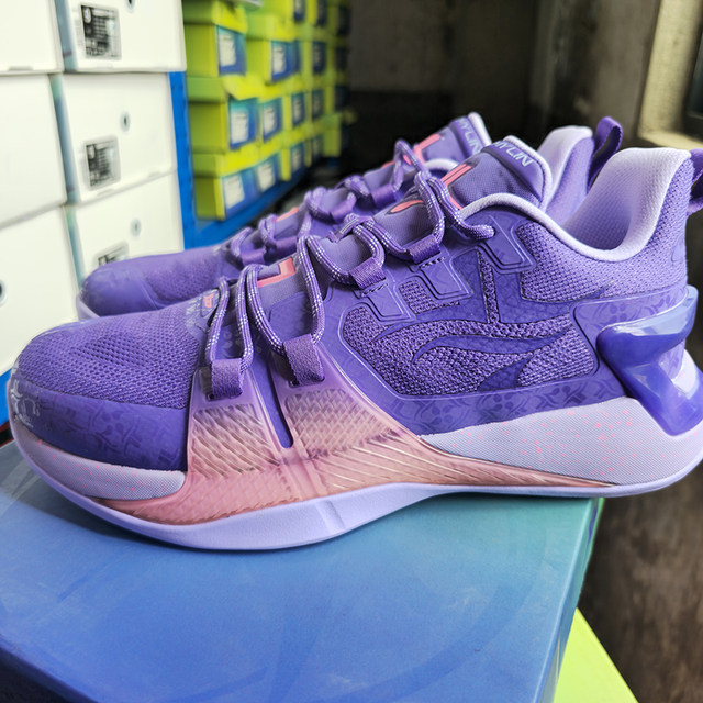 Actual three-center second generation professional sports shoes shock absorption