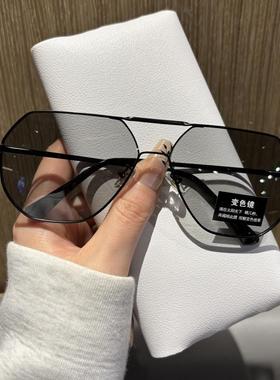 2025新款偏光变色太阳镜男士开车专用防紫外线钓鱼墨镜日夜两用