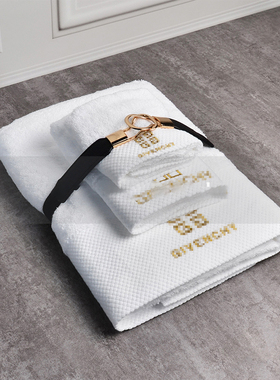 酒店方巾套装浴缸马桶软装摆件