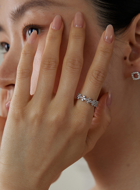 PAUSA ANN s925 轻奢时髦复古满钻十字拼接高火彩锆石戒指