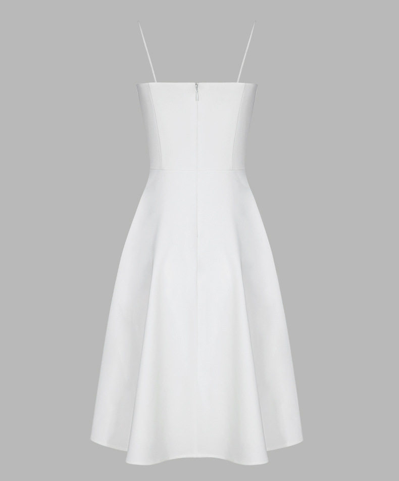 白色礼服简单大方2024款抹胸吊带艺考影楼姐妹伴娘礼仪旅拍连衣裙