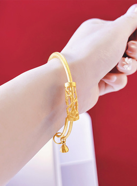 古法沙金手镯莲蓬锦鲤镂空雕花