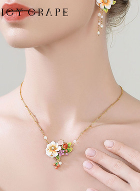 唯美浪漫白色花朵珐琅项链女
