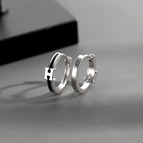 Tide, серьги с буквами, 2021 года