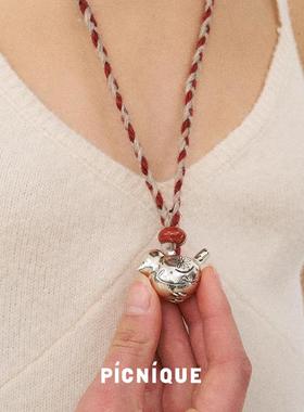 满足鸟编织红石长项链