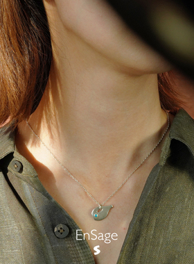 ENSAGE单片绿松石雕刻酒壶项链