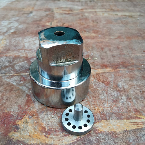 温岭七十用膨化机平头大帽1.30螺母加芯子五谷杂粮膨化果大帽 - 图0