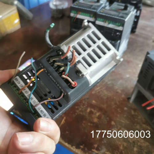 台安变频器L510-201-SH1-NC 0.75KW 22 - 图1