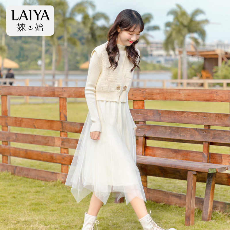 针织秋冬季内搭别致设计感连衣裙 婡姶连衣裙