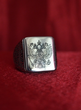 双头鹰聚会钛钢戒指送老外朋友