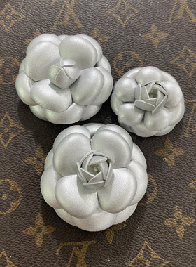 新款多款式高端银色羊纹面料