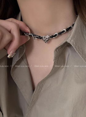 甜酷爱心choker黑色链条项圈女2023新款爆款锁骨链设计感高级颈链