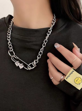 钛钢钛钢女镶钻小众镶钻吊坠链条