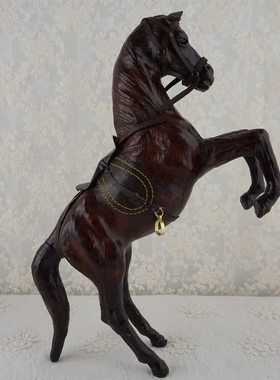 西洋收藏品 个人艺术家手工制作皮制骏马 欧式中古桌面装饰摆件