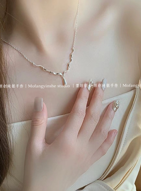 足银999纯银波浪水滴项链新款法式日常通勤轻奢小众高级感锁骨链
