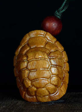 绿檀雕刻猫头鹰DIY手机挂