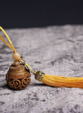 绿檀镂空香囊吊坠扩香器