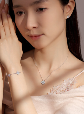 925银原创满钻四叶草手链轻奢