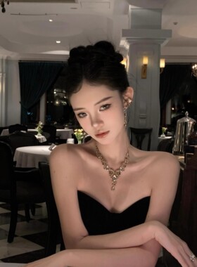 香槟色水滴流苏闪钻项链耳环套装女高级感宴会气质礼服锁骨链配饰