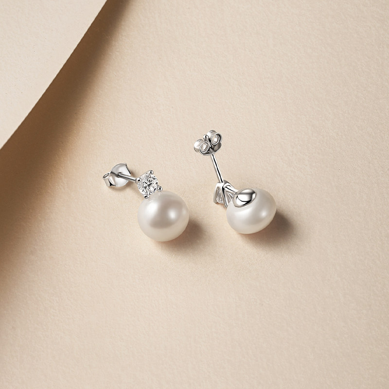 周六福淡水珍珠耳钉女S925银耳饰优雅甜美时尚送女友节日礼物,淘宝优惠券,粉丝福利购,淘宝优惠卷