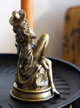 现 纽约下城公园进口西部往事牛仔女孩美式金色花朵装饰烛台摆件