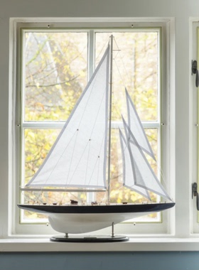 现纽约下城公园进口Authentic Models卫冕冠军彩虹号帆船模型摆件