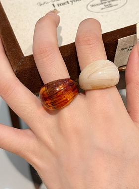 多巴胺彩色复古树脂戒指女小众个性时尚气质食指戒高级感时髦指环