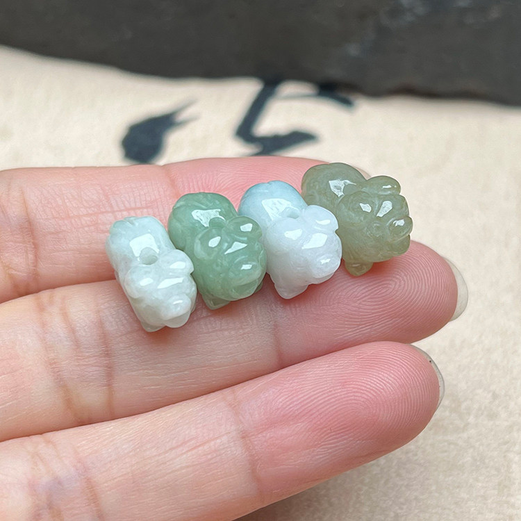 十二生肖小猪玉坠老坑冰糯种玉猪DIY手绳手机链缅甸A货翡翠猪儿童,淘宝优惠券,粉丝福利购,淘宝优惠卷