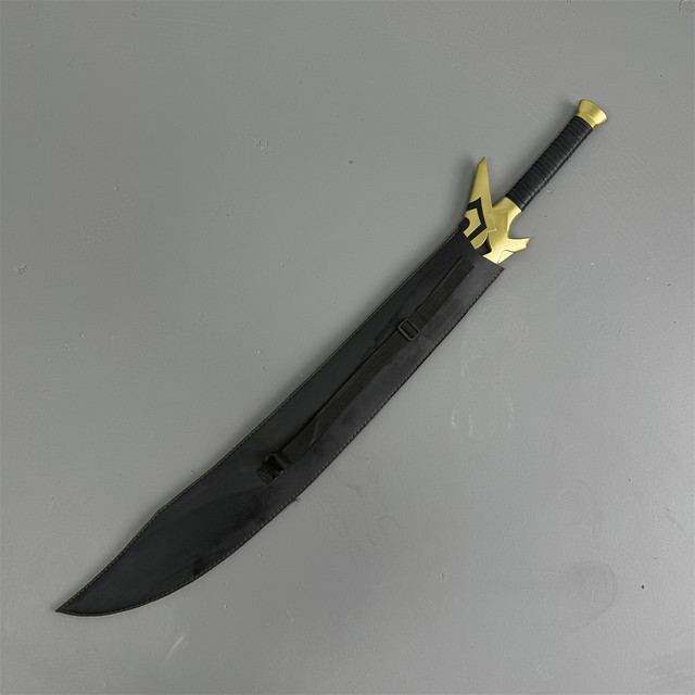 Wooden Seventh Epic Arashi COS serrated broadsword that can carry game anime props comic exhibition wooden knife