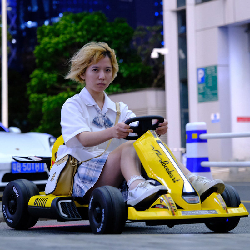 电动卡丁车玩具汽车可坐网红赛车子 携手儿童电动车