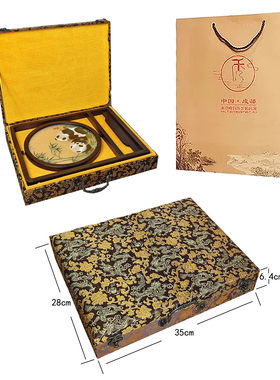 老秀馆蜀绣双面绣胡桃木摆件