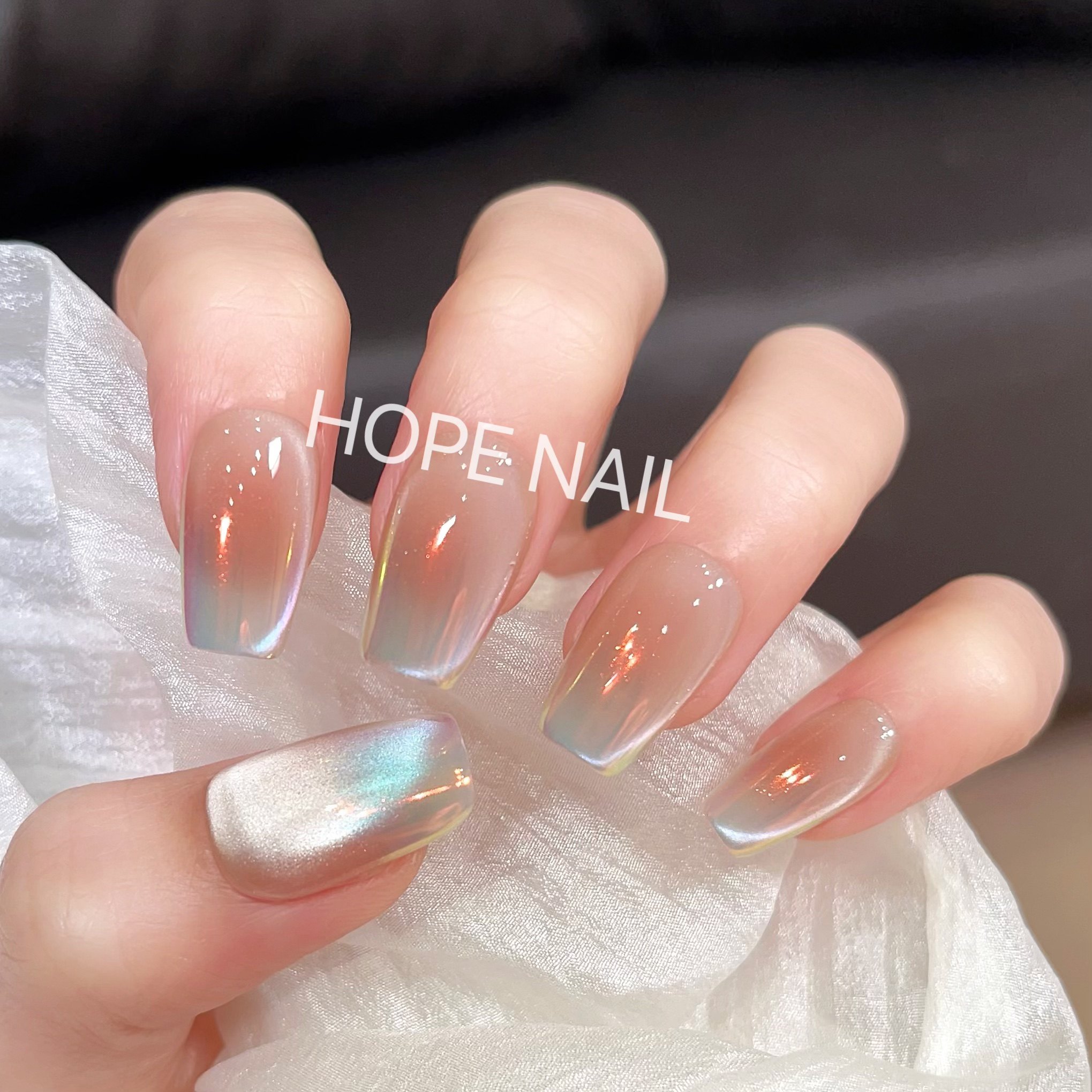 【北极光】高级感爆闪蓝极光粉猫眼手工穿戴甲海莉同款气质美甲贴,淘宝优惠券,粉丝福利购,淘宝优惠卷