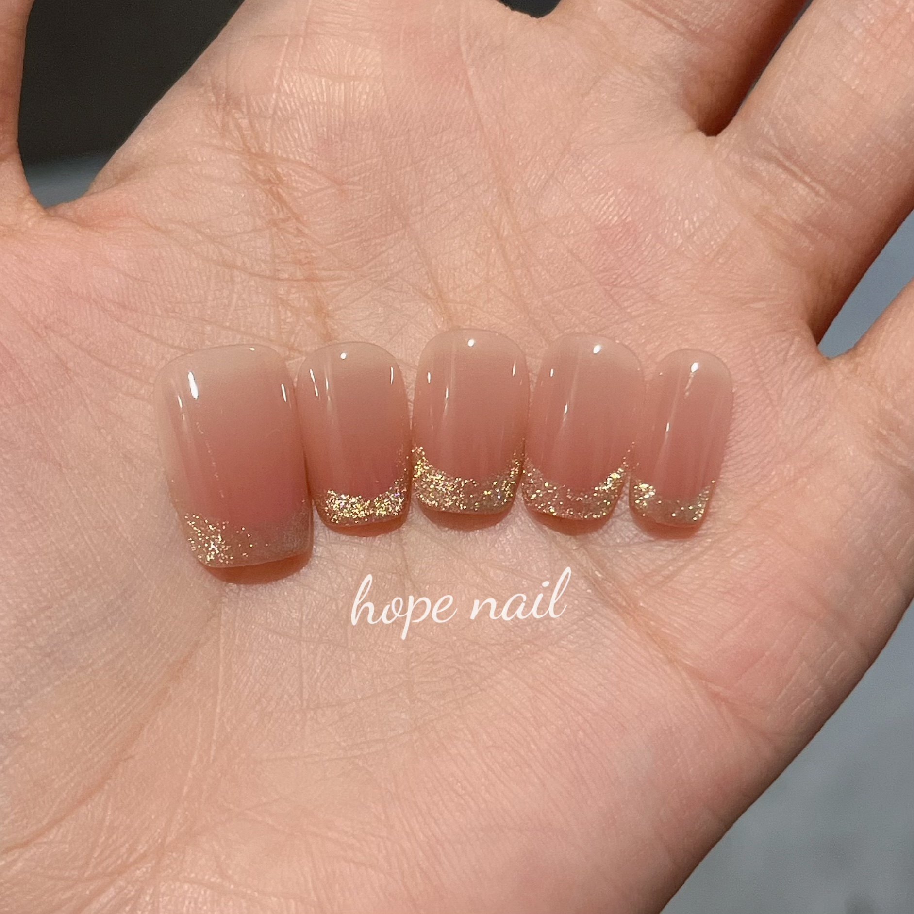 【秋日茶会】高品质纯手工穿戴甲法式腮红金色猫眼纯欲风美甲成品,淘宝优惠券,粉丝福利购,淘宝优惠卷