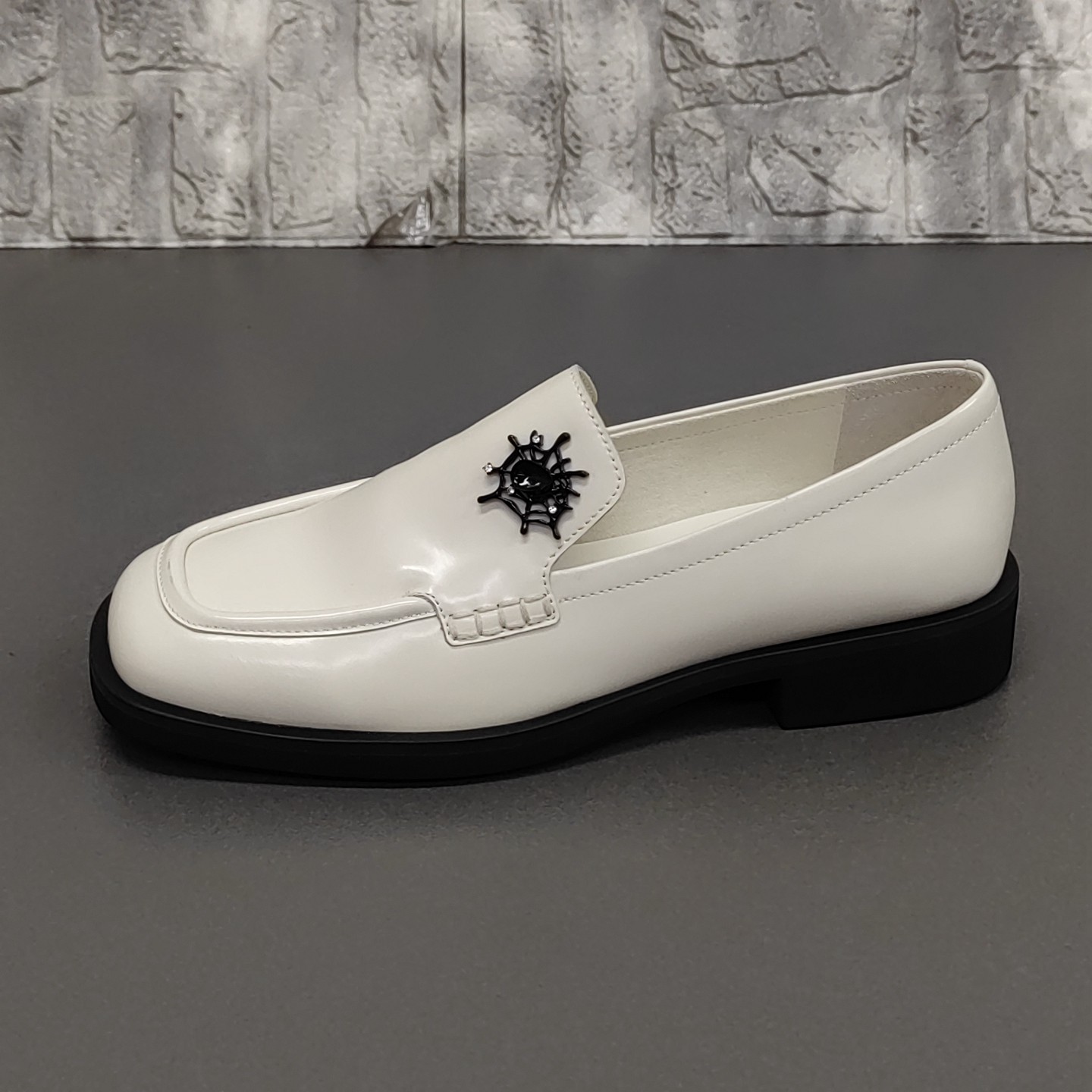 迪芙斯正品撤柜断码处理春季牛皮时尚方头低跟一脚蹬乐福鞋女单鞋,淘宝优惠券,粉丝福利购,淘宝优惠卷