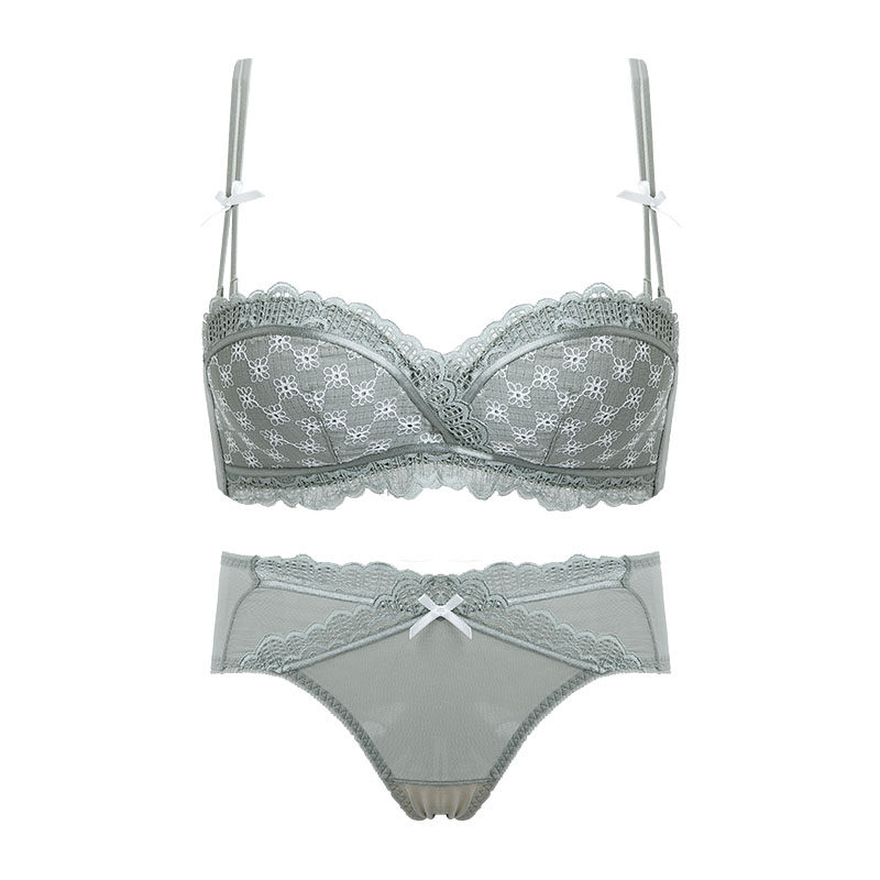 肩带小胸聚拢防滑无钢圈少女文胸罩 多情猫文胸