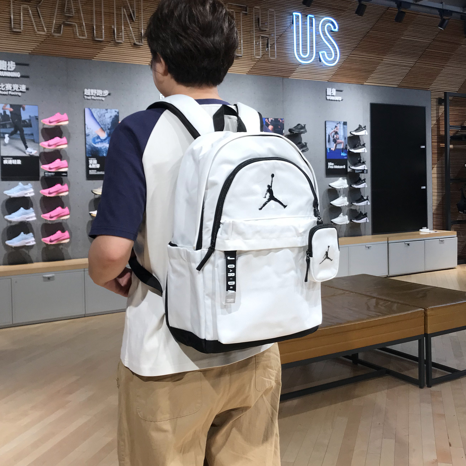 耐克JORDAN休闲AJ运动电脑双肩背包初高中学生书包男女IM4500-133 - 图0