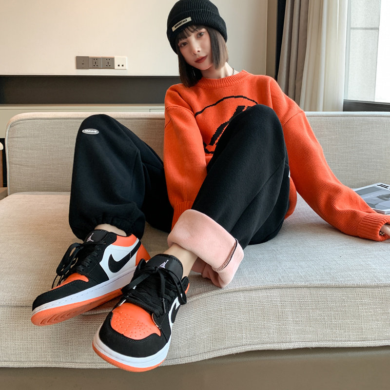 灰色秋冬季2021新款加绒外穿卫裤 伊索芙休闲裤