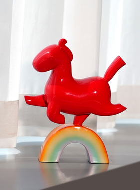 K11艺术家苏凌志动物装饰限量收藏摆件彩虹马设计感烤漆