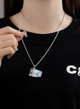 金美澳指尖解压项链发光机械键盘试轴器七彩灯光情侣百搭挂件配饰