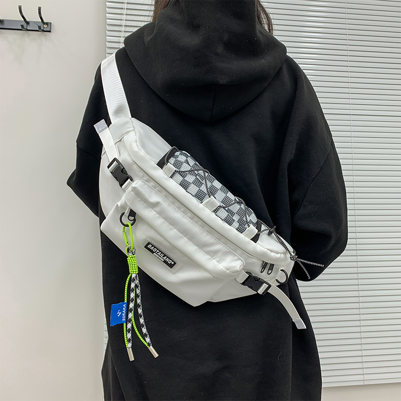 胸包男生2023新款大容量背包男款单肩斜挎包男士机能骑行运动腰包