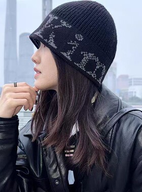 韩系金玟庭同款马赛克字母针织帽