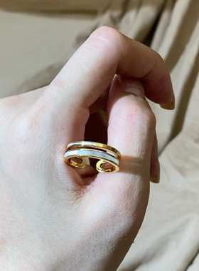 轻奢大方摩登风尚贝母戒指